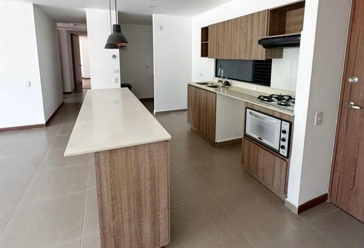 Apartamento de 3 alcobas en arriendo en Mugá, Envigado, 125 m² · foto 3 de 16