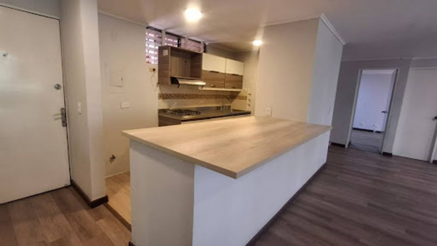Apartamento de 1 alcoba en arriendo en Milla De Oro, Medellín, 100 m² · foto 2 de 14