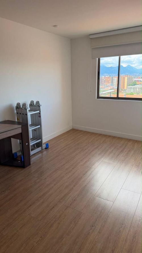 Apartamento de 3 alcobas en venta en Colina Campestre, Bogotá, 335 m² · foto 22 de 24