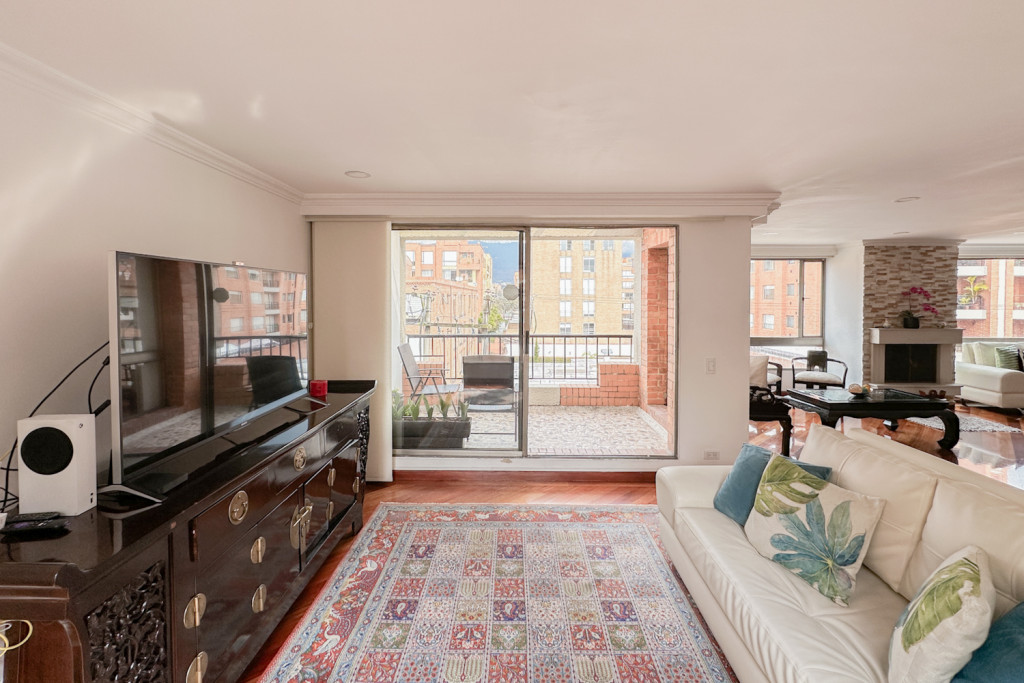 Apartamento en venta en Santa Barbara Occidental, Bogotá · foto 5 de 24
