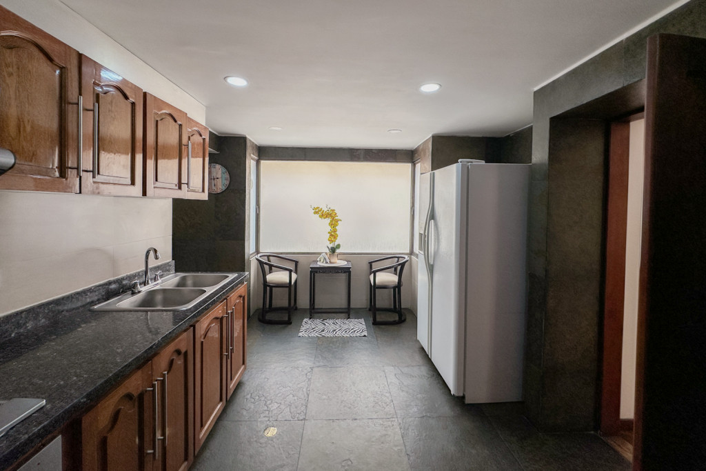 Apartamento en venta en Santa Barbara Occidental, Bogotá · foto 9 de 24