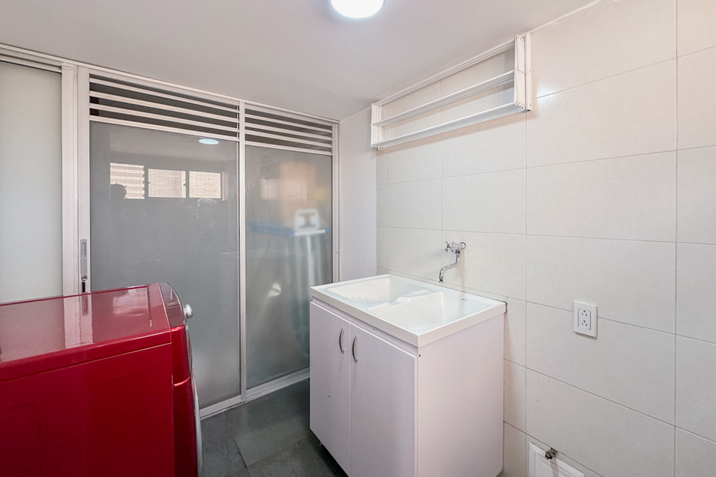 Apartamento en venta en Santa Barbara Occidental, Bogotá · foto 11 de 24