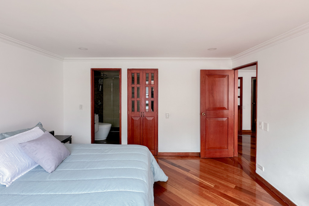 Apartamento en venta en Santa Barbara Occidental, Bogotá · foto 14 de 24