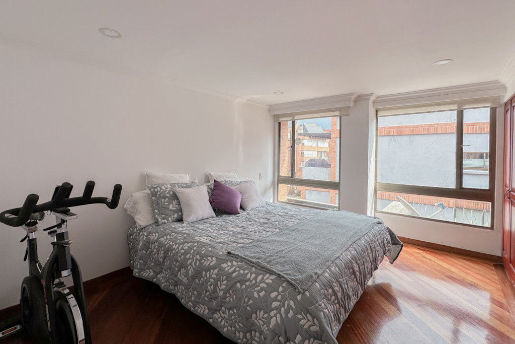 Apartamento en venta en Santa Barbara Occidental, Bogotá · foto 15 de 24