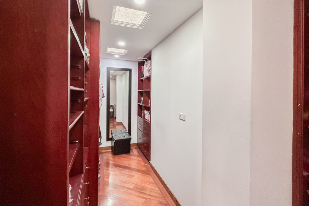 Apartamento en venta en Santa Barbara Occidental, Bogotá · foto 19 de 24