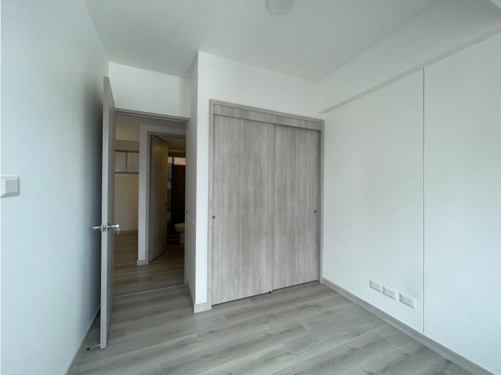 Apartamento en arriendo en Ciudad Del Río, Medellín · foto 15 de 23