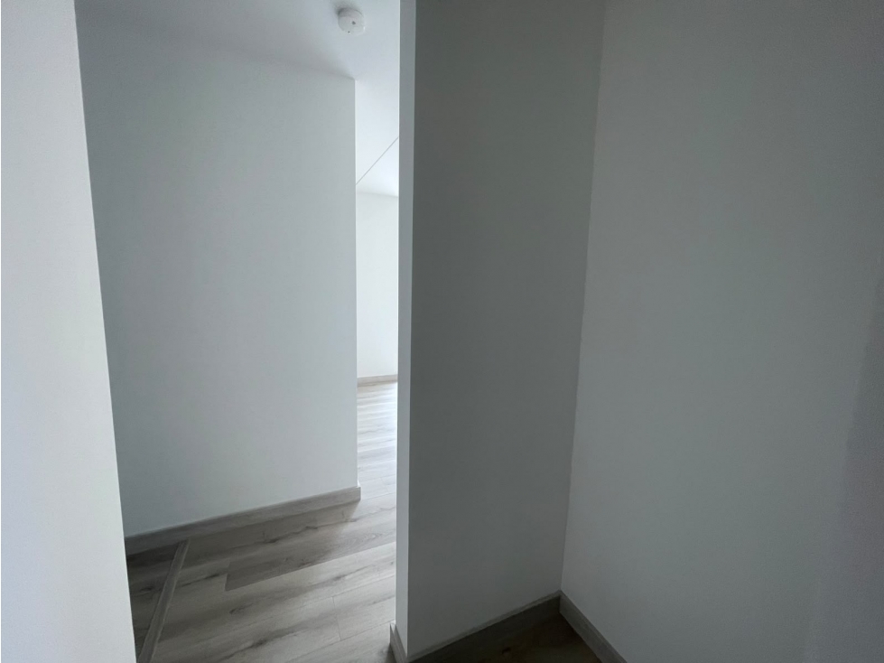 Apartamento en arriendo en Ciudad Del Río, Medellín · foto 17 de 23