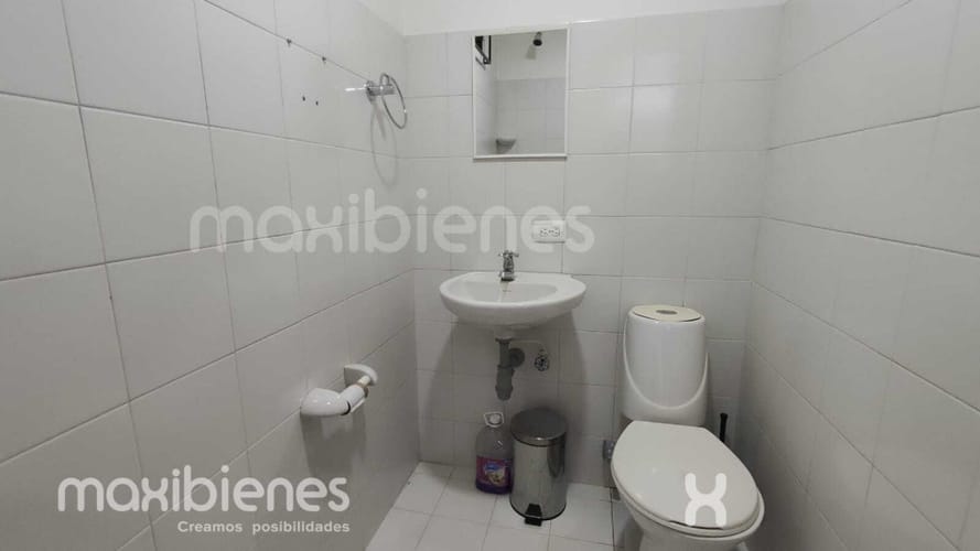 Local en arriendo en Suramericana, Medellín, 24 m² · foto 2 de 4