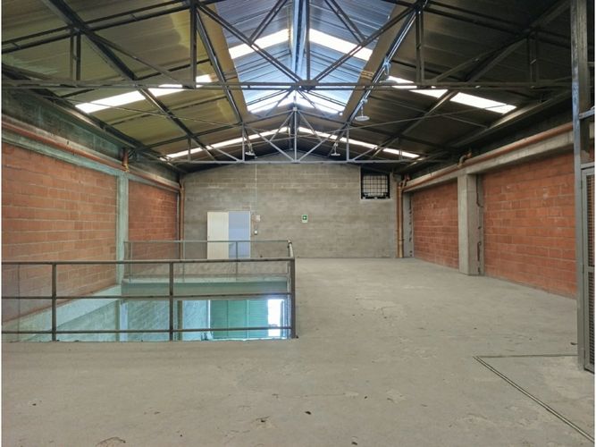Bodega en arriendo en La Tablaza, La Estrella, 530 m² · foto 8 de 12