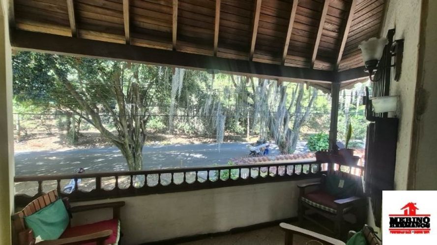 Casa de 8 alcobas en venta en La Castellana, Medellín, 300 m² · foto 4 de 24