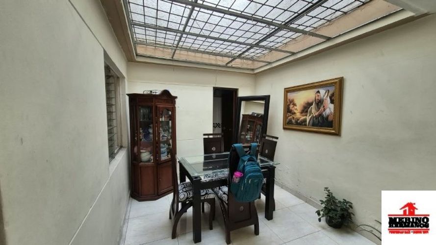 Casa de 8 alcobas en venta en La Castellana, Medellín, 300 m² · foto 16 de 24