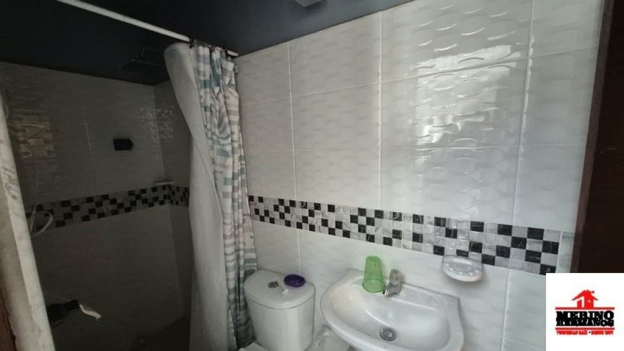 Casa de 8 alcobas en venta en La Castellana, Medellín, 300 m² · foto 23 de 24