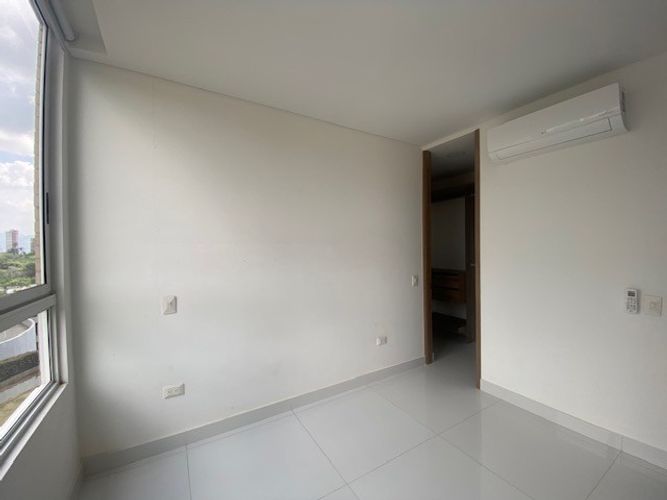 Apartamento de 3 alcobas en arriendo en Ciudad Jardin, Cali, 112 m² · foto 8 de 24