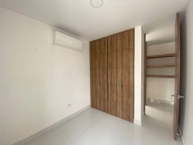 Apartamento de 3 alcobas en arriendo en Ciudad Jardin, Cali, 112 m² · foto 18 de 24