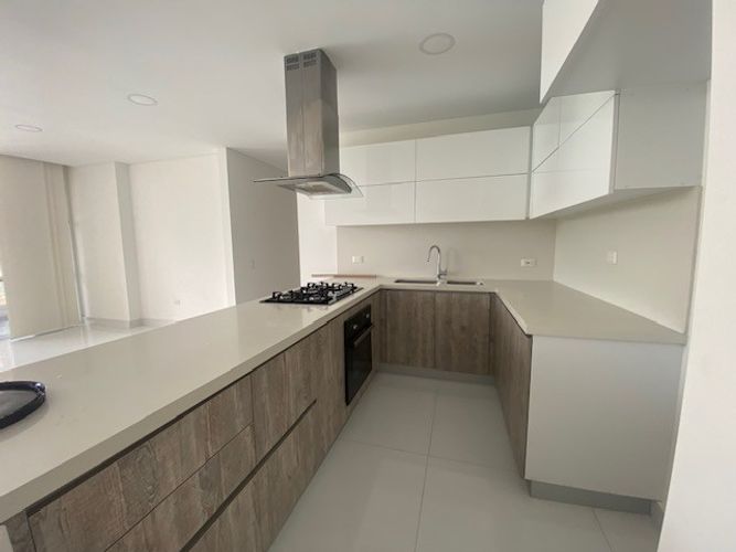 Apartamento de 3 alcobas en arriendo en Ciudad Jardin, Cali, 112 m² · foto 23 de 24