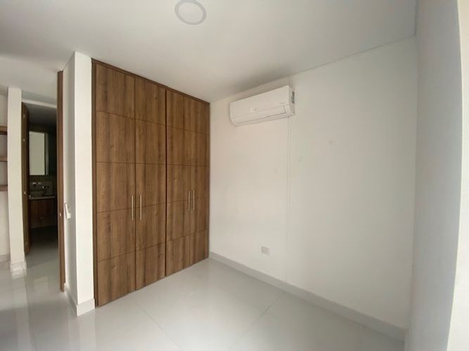 Apartamento de 3 alcobas en arriendo en Ciudad Jardin, Cali, 112 m² · foto 16 de 24