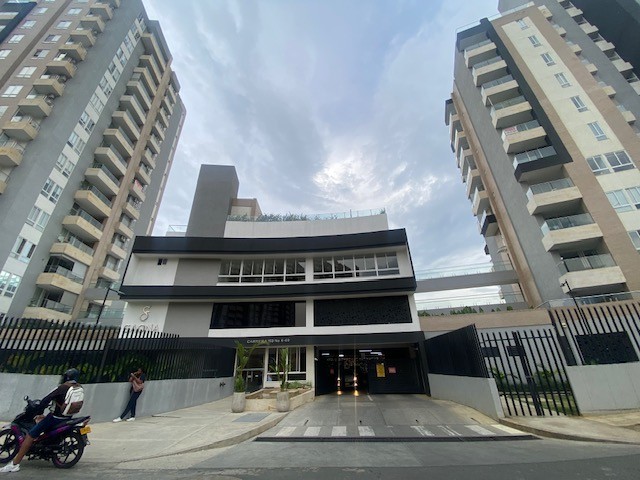 Apartment for rent in Ciudad jardin, Cali
