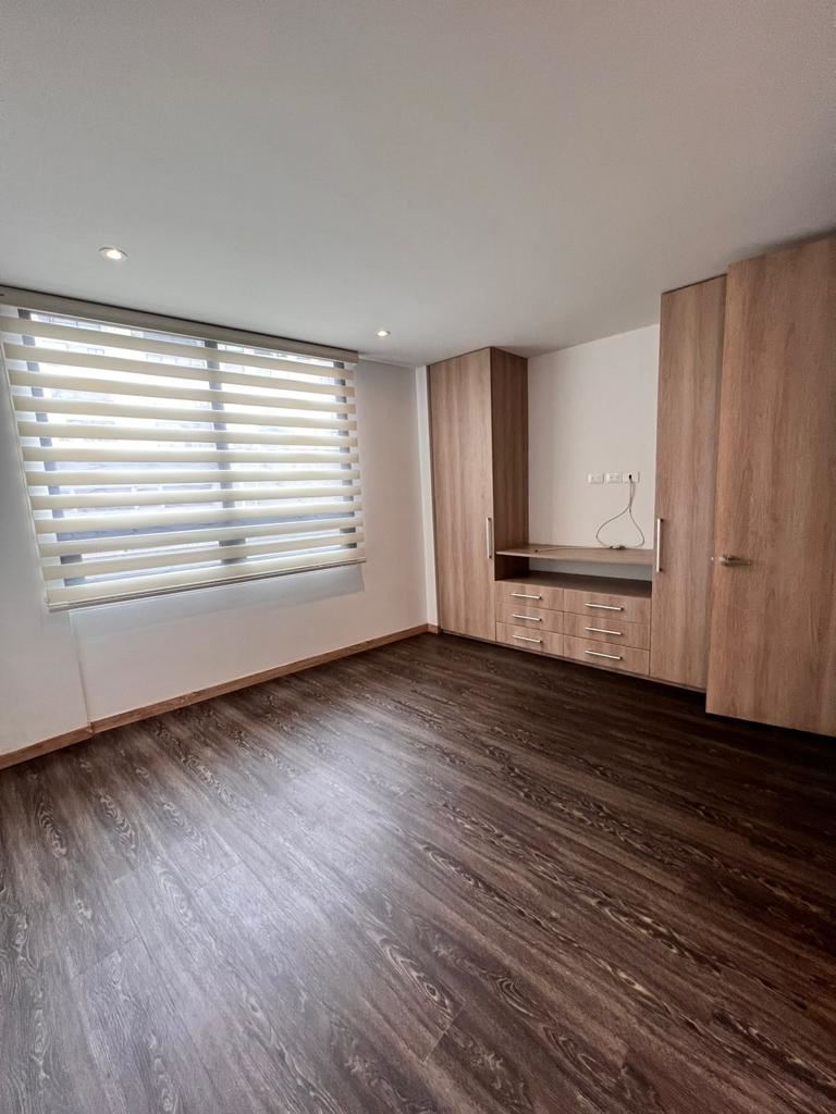 Apartamento en venta en Lagos De Torca, Bogotá · foto 4 de 14