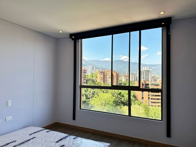 Apartamento de 2 alcobas en venta en El Poblado, Medellín, 100 m² · foto 12 de 16