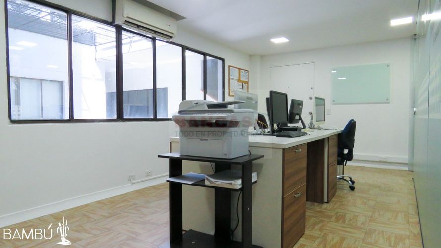 Oficina en venta en Estadio, Medellín, 50 m² · foto 2 de 15