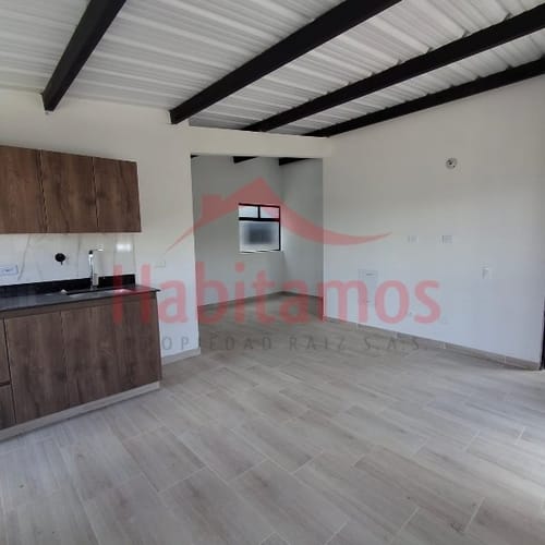 Casa de 2 alcobas en venta en Campo Alegre, El Carmen de Viboral, 55 m² · foto 2 de 9