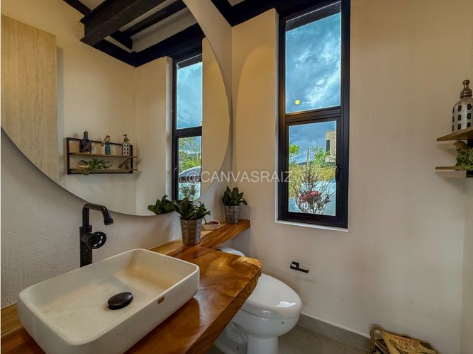 Casa de 3 alcobas en venta en Escobero, Envigado, 260 m² · foto 5 de 23