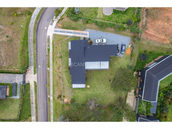 Casa de 3 alcobas en venta en Escobero, Envigado, 260 m² · foto 23 de 23