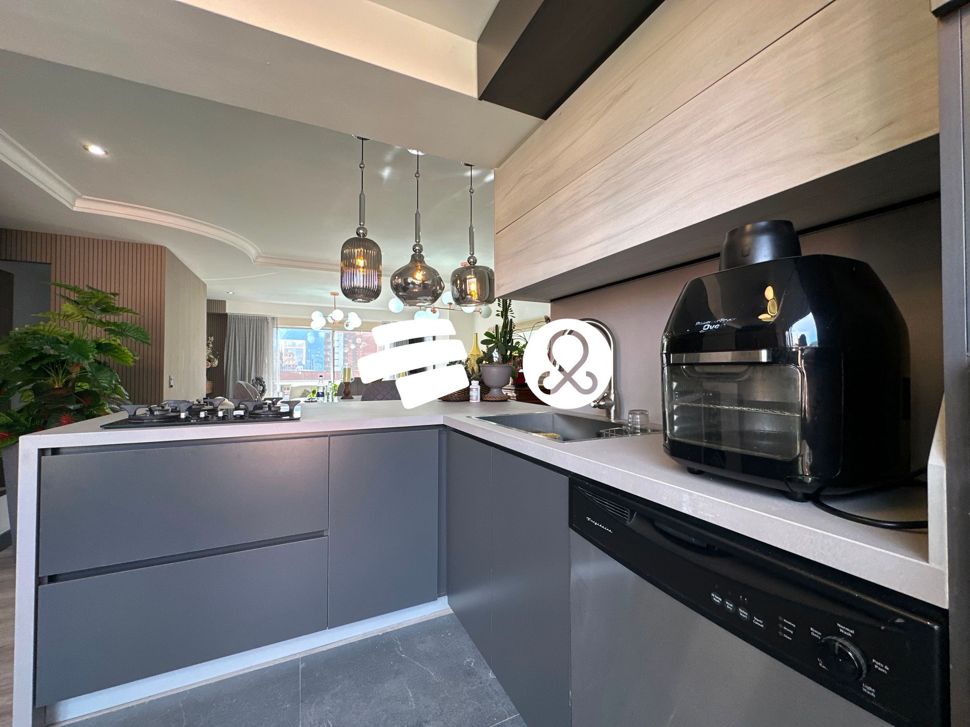Apartamento en venta en El Poblado, Medellín · foto 3 de 14