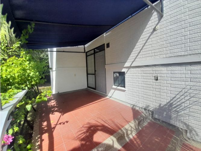 Casa de 4 alcobas en venta en Girardot, Girardot, 118 m² · foto 3 de 24
