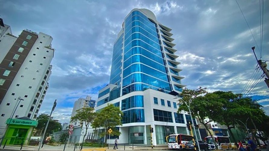 Oficina en venta en Antonia Santos Centro, Bucaramanga, 99 m² · foto 2 de 7