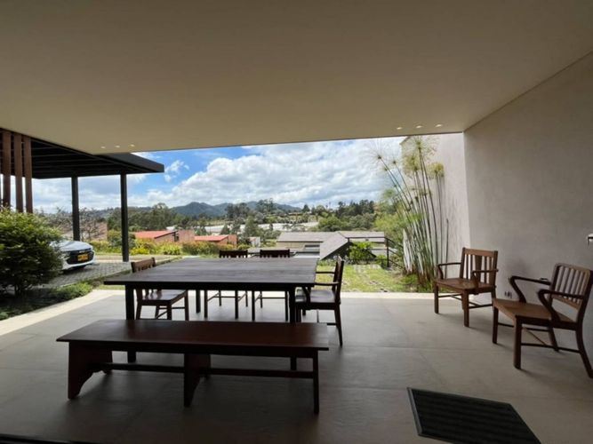 Casa de 3 alcobas en venta en Los Salados, El Retiro, 356 m² · foto 3 de 17