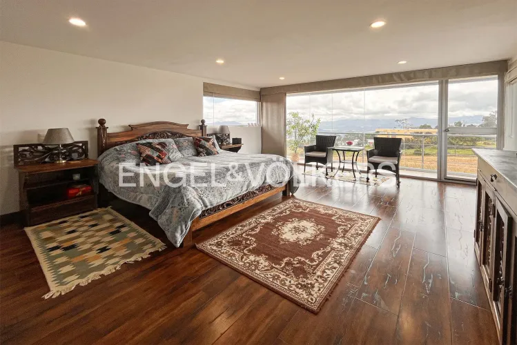 Casa de 6 alcobas en venta en Yerbabuena, Sopó, 458 m² · foto 14 de 20
