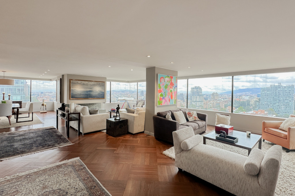 Apartment for rent in El chico, Bogotá