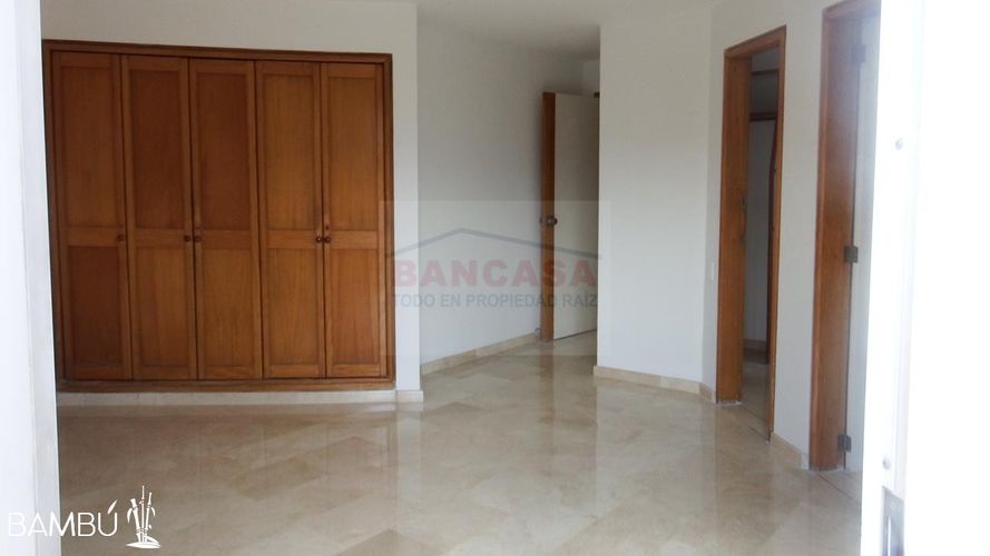 Apartamento de 4 alcobas en venta en Laureles, Medellín, 200 m² · foto 16 de 24
