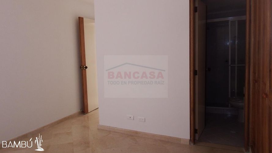 Apartamento de 4 alcobas en venta en Laureles, Medellín, 200 m² · foto 21 de 24