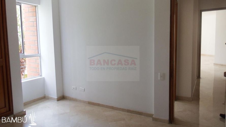 Apartamento de 4 alcobas en venta en Laureles, Medellín, 200 m² · foto 24 de 24