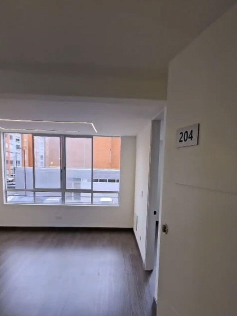 Apartamento en venta en Lagos De Torca, Bogotá · foto 2 de 10