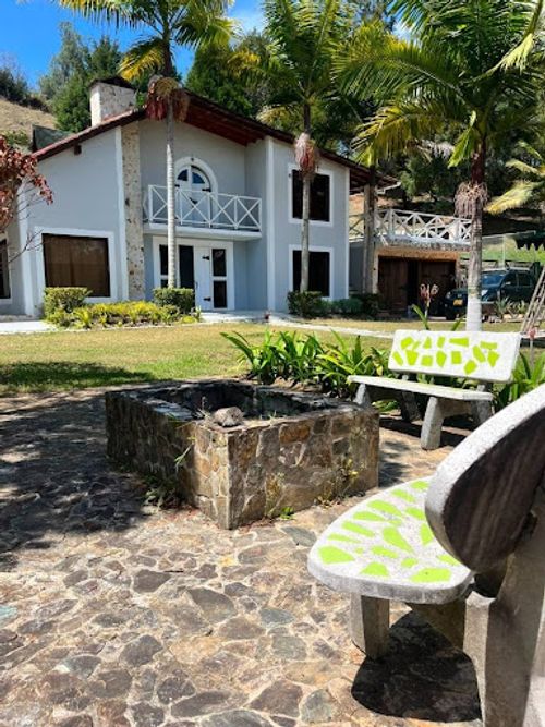Finca en arriendo en San Jose, Guarne, 230 m² · foto 2 de 18