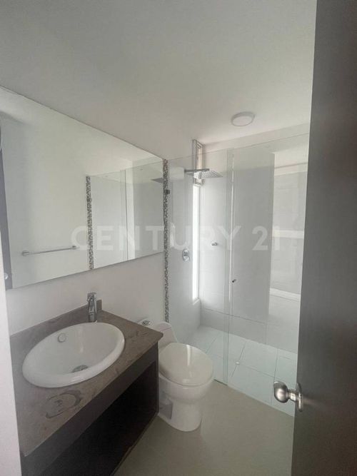 Casa de 3 alcobas en venta en El Castillo, Jamundí, 118 m² · foto 13 de 21