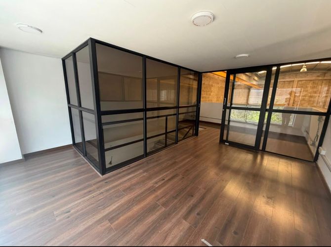 Bodega en arriendo en Zona Industrial No. 3, Itagüí, 370 m² · foto 8 de 24
