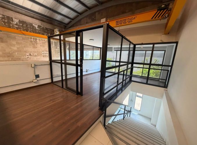 Bodega en arriendo en Zona Industrial No. 3, Itagüí, 370 m² · foto 5 de 24