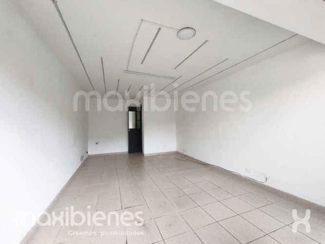 Local en arriendo en Belen La Palma, Medellín, 25 m² · foto 2 de 5