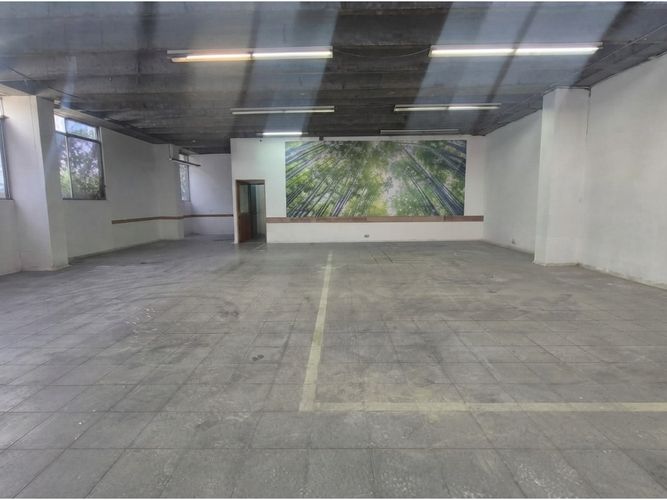 Bodega en arriendo en Primavera, Envigado, 350 m² · foto 5 de 7