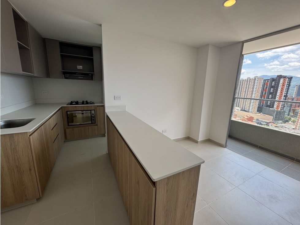 Apartamento en arriendo en La Doctora, Sabaneta · foto 6 de 17