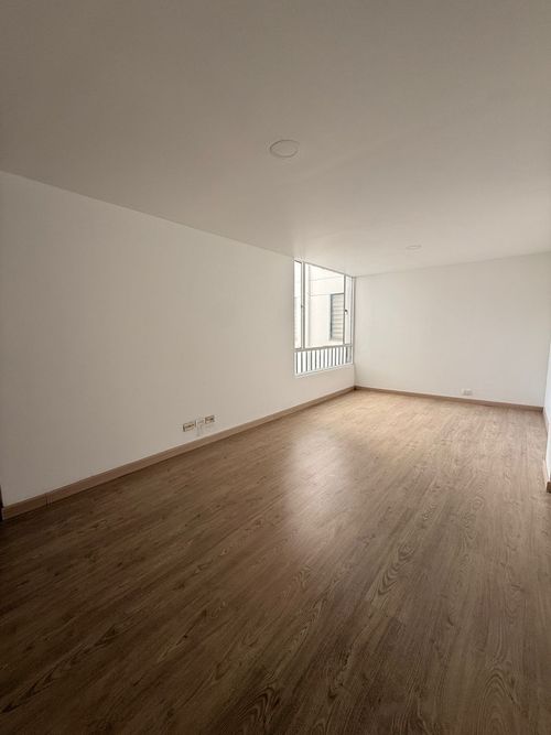 Apartamento de 3 alcobas en venta en Las Orquideas, Bogotá, 60 m² · foto 3 de 13
