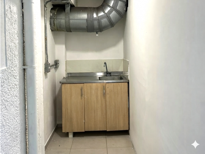 Local en arriendo en Patio Bonito, Medellín, 182 m² · foto 6 de 10