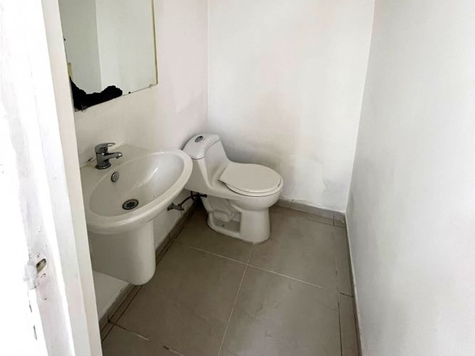 Local en arriendo en Patio Bonito, Medellín, 182 m² · foto 9 de 10