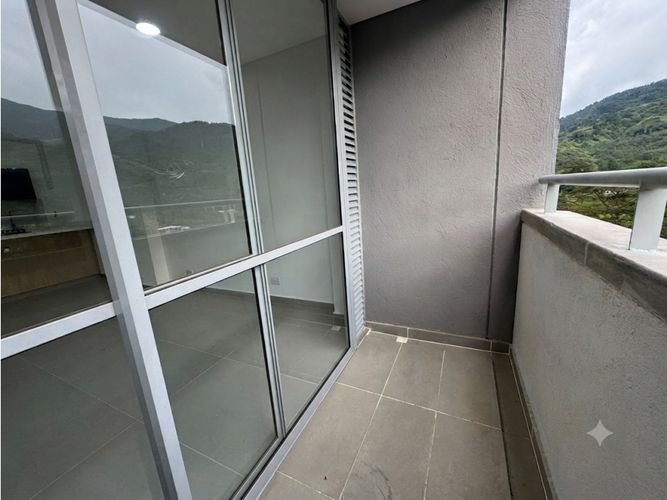 Apartamento de 2 alcobas en arriendo en La Aldea, La Estrella, 57 m² · foto 3 de 10
