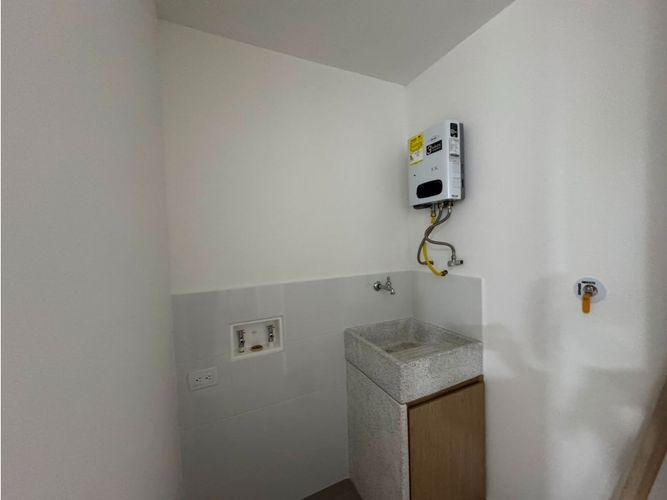 Apartamento de 2 alcobas en arriendo en La Aldea, La Estrella, 57 m² · foto 5 de 10