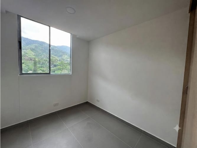 Apartamento de 2 alcobas en arriendo en La Aldea, La Estrella, 57 m² · foto 8 de 10
